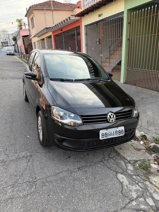 VOLKSWAGEN FOX 1.6 MSI TOTAL FLEX CONNECT 4P MANUAL VOLKSWAGEN FOX 1.6 MSI TOTAL FLEX CONNECT 4P MANUAL